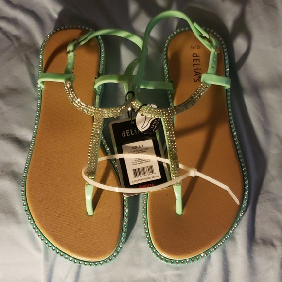 Women's sandals - Picture 1 of 3
